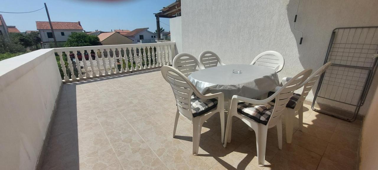 Apartment Zana Пировац Экстерьер фото