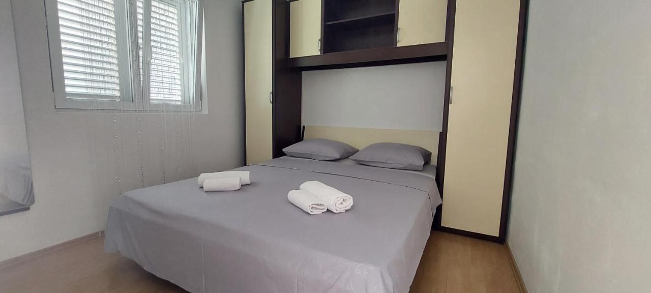 Apartment Zana Пировац Экстерьер фото